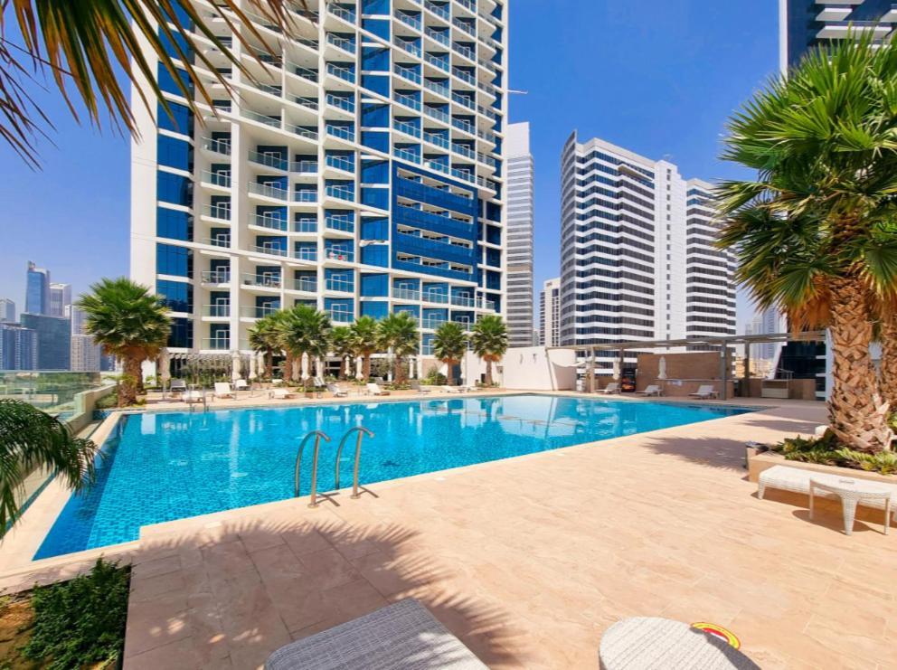 Apartamento Royalton - Damac Maison Prive Dubái Exterior foto